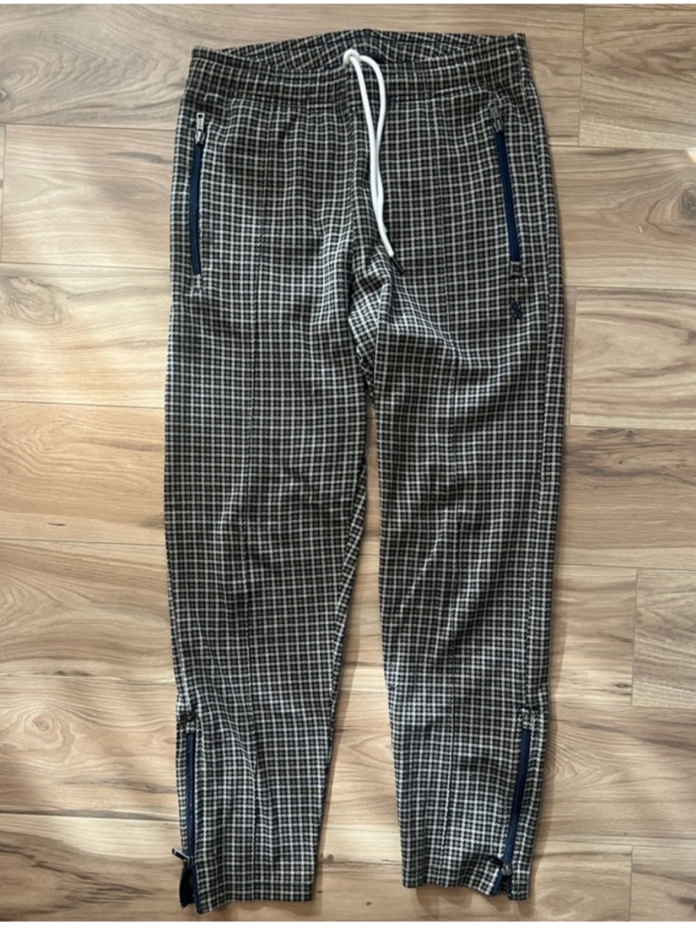 Todd Snyder Brown, Navy, and White Houndstooth Drawstring Joggers